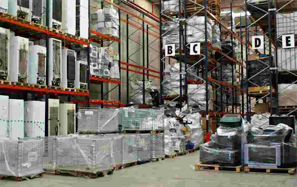 Logstica Inversa de Residuos Almacenaje, carga y descarga de mercancas peligrosas